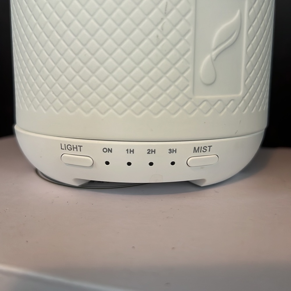 New Young Living Haven Ceramic Diffuser - Picture 5 of 7